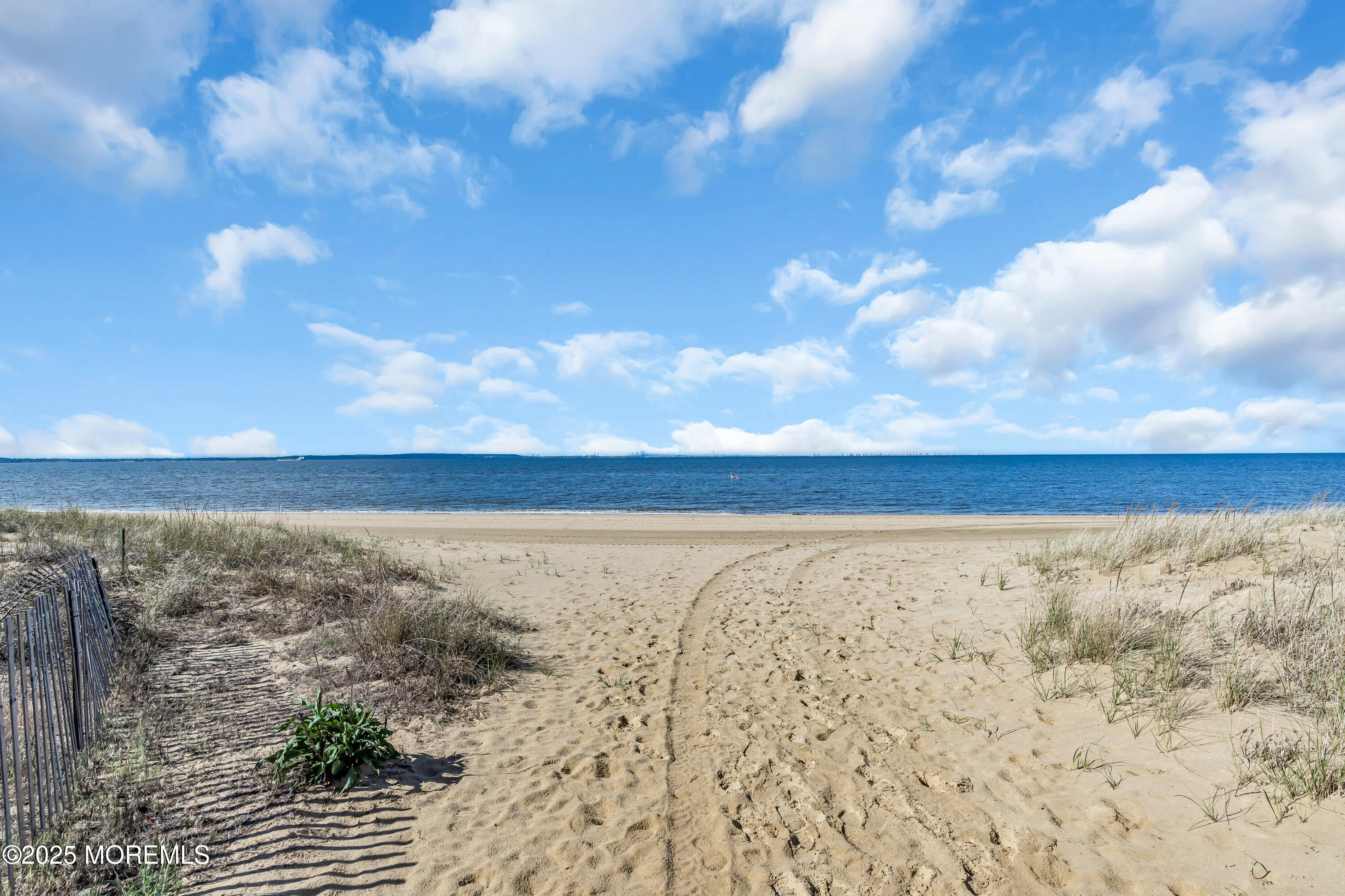 211 Shore Boulevard, Keansburg, New Jersey image 39