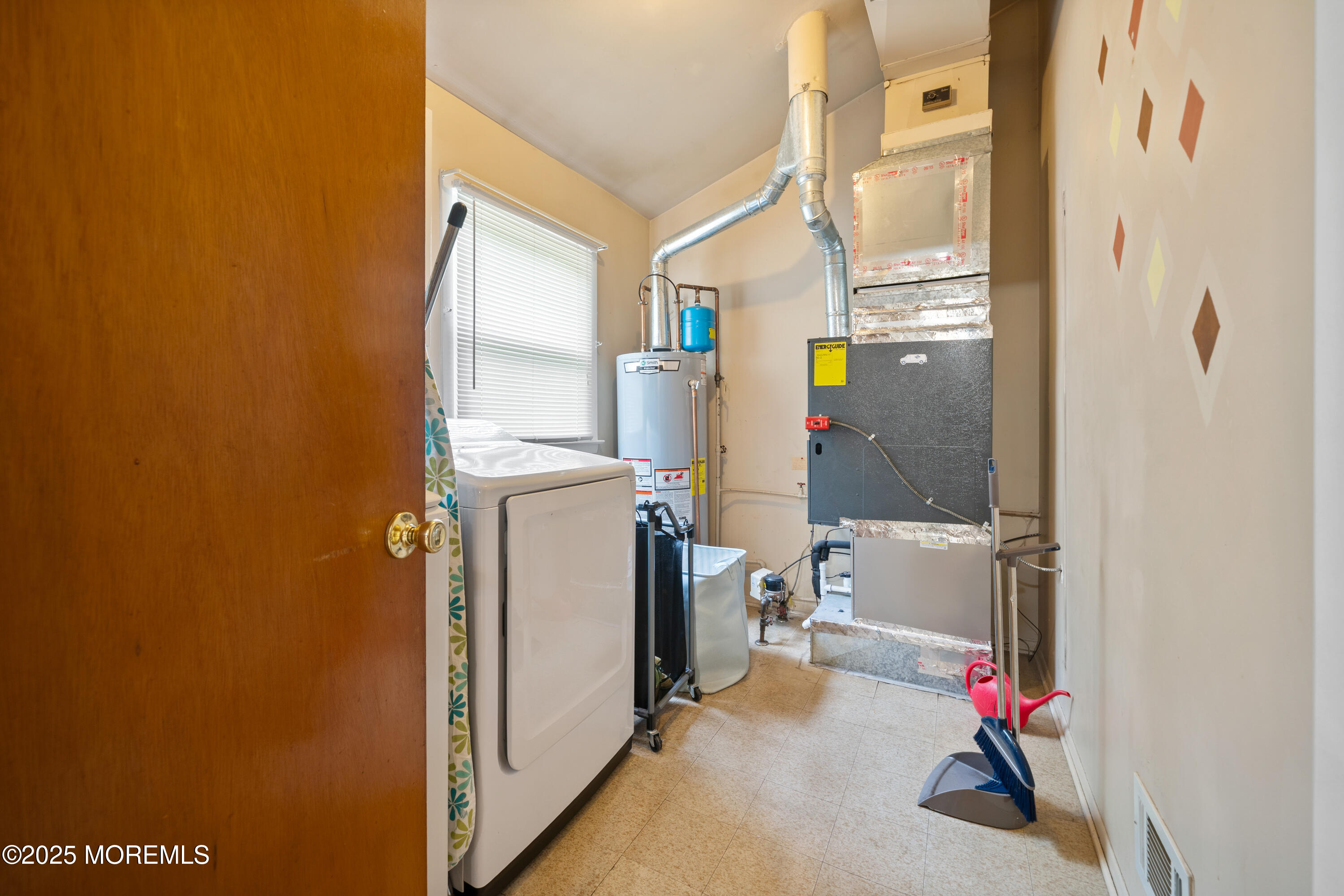 952 Stafford Drive, Toms River, New Jersey image 8