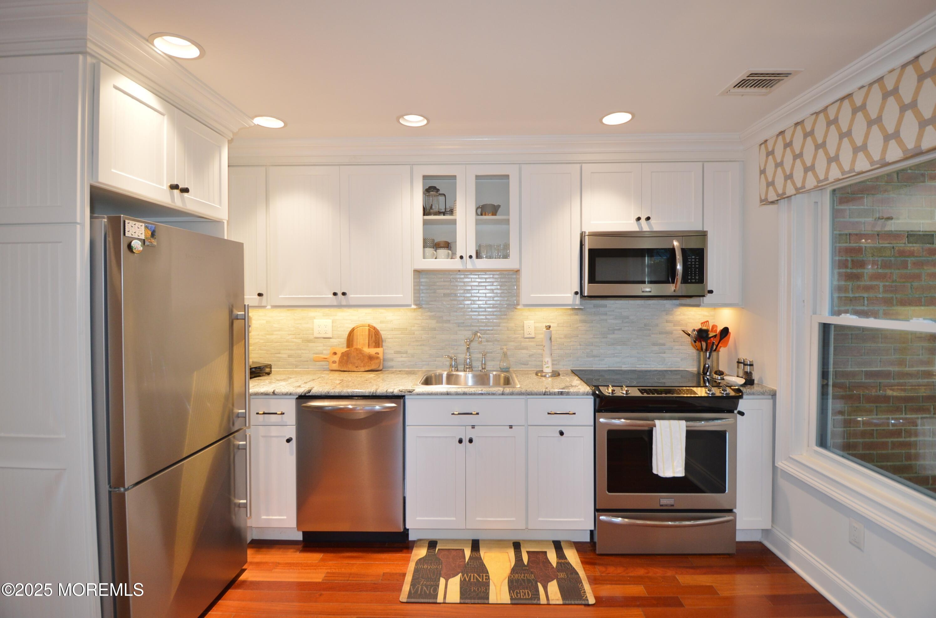 200 Portland Road #A25, Highlands, New Jersey image 36