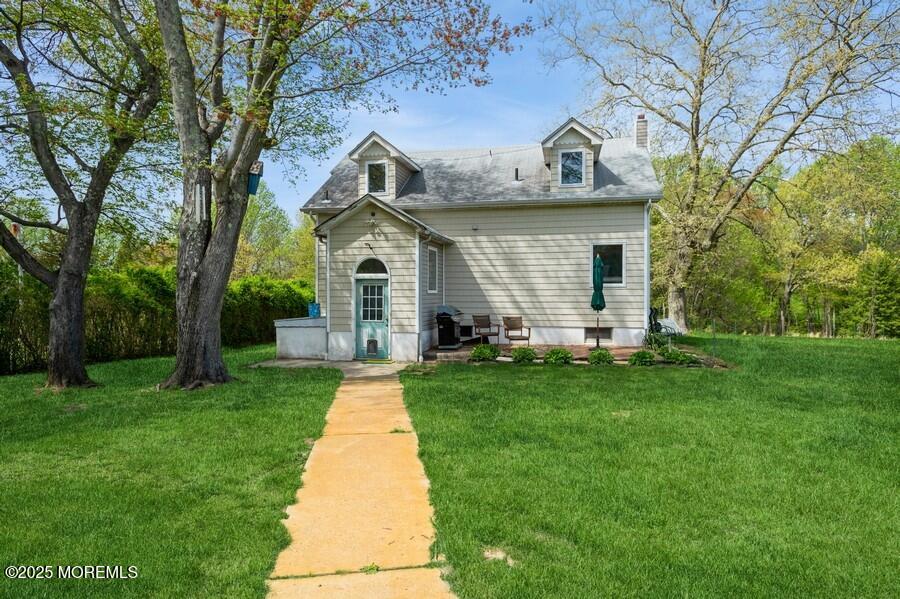 325 Sweetmans Lane, Millstone, New Jersey image 1
