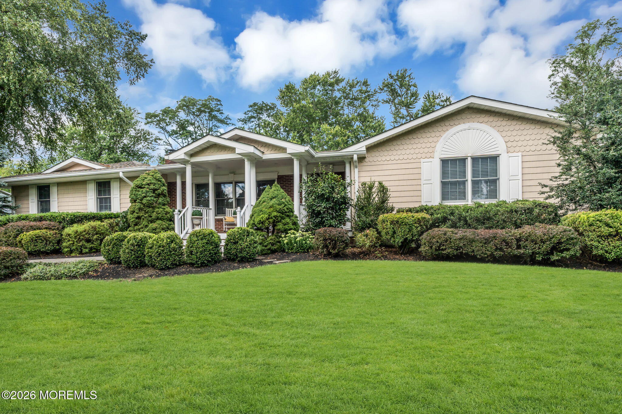 22 N Rivers Edge Drive