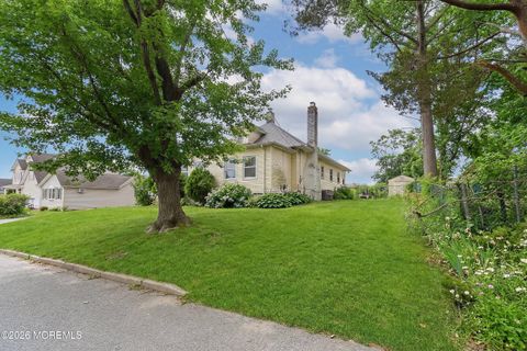 Homes For Sale - 18 N Central Avenue<br/> Toms River, NJ 08753