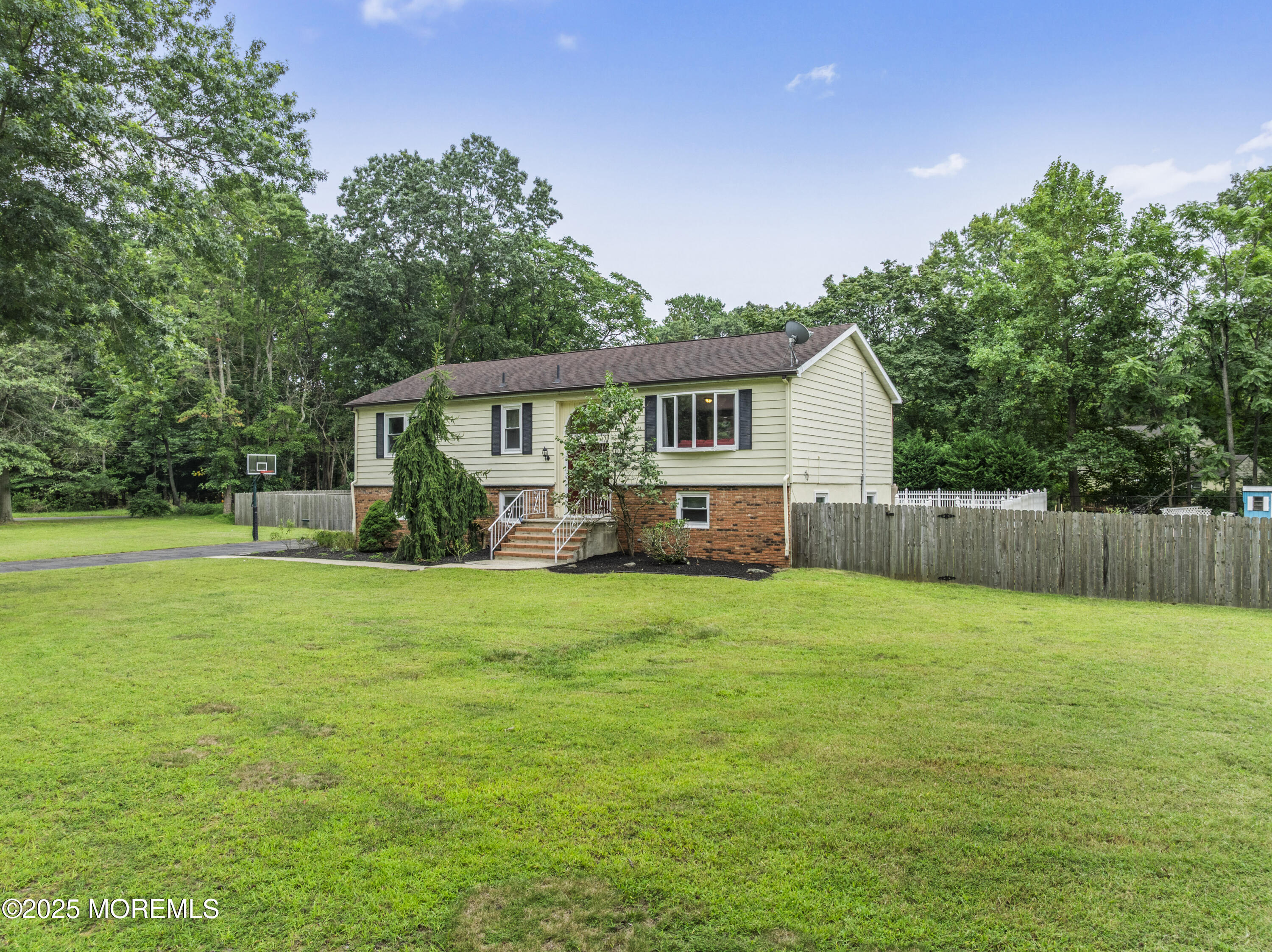 72 Molly Pitcher Lane