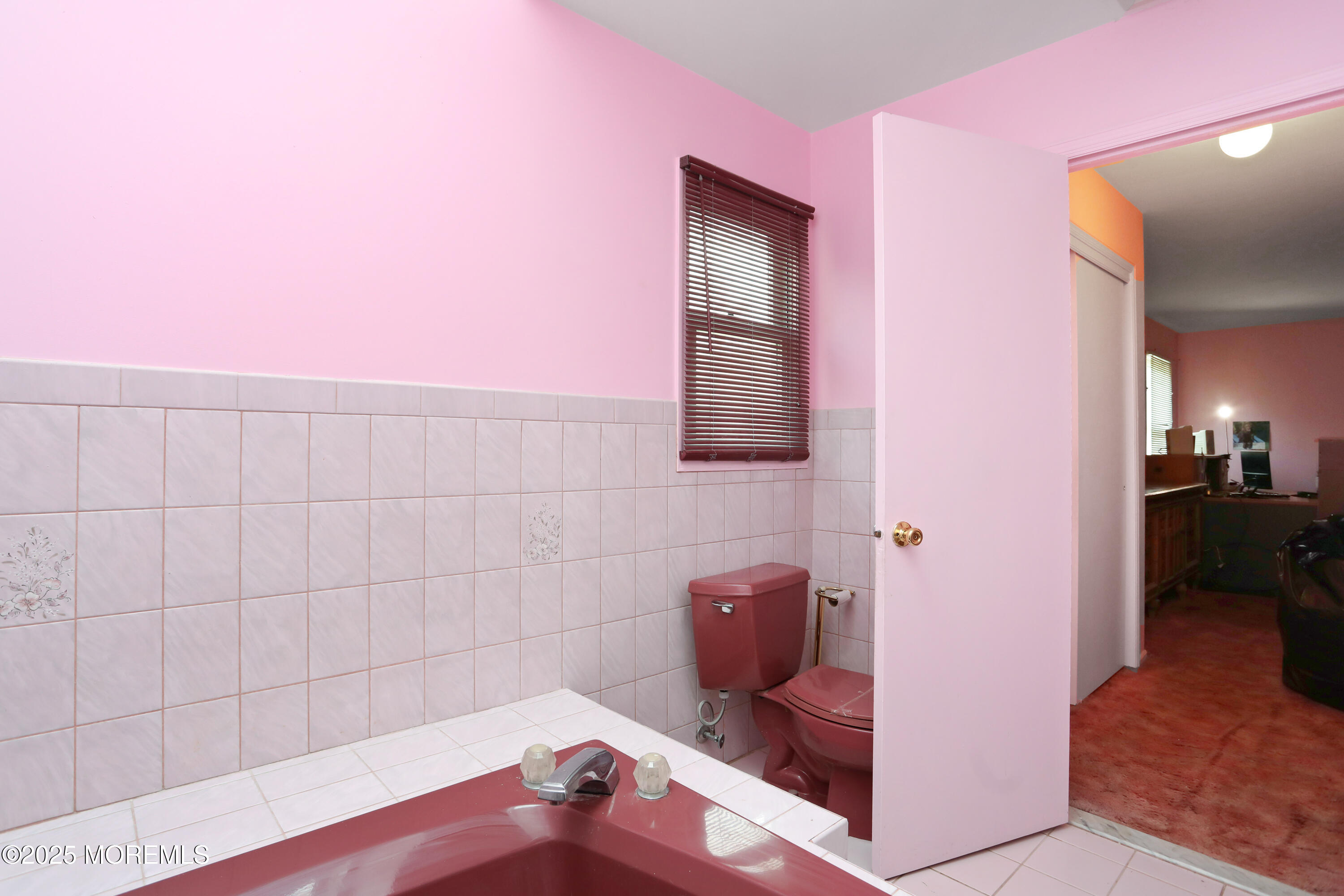 16 Meadow Lane, Old Bridge, New Jersey image 27