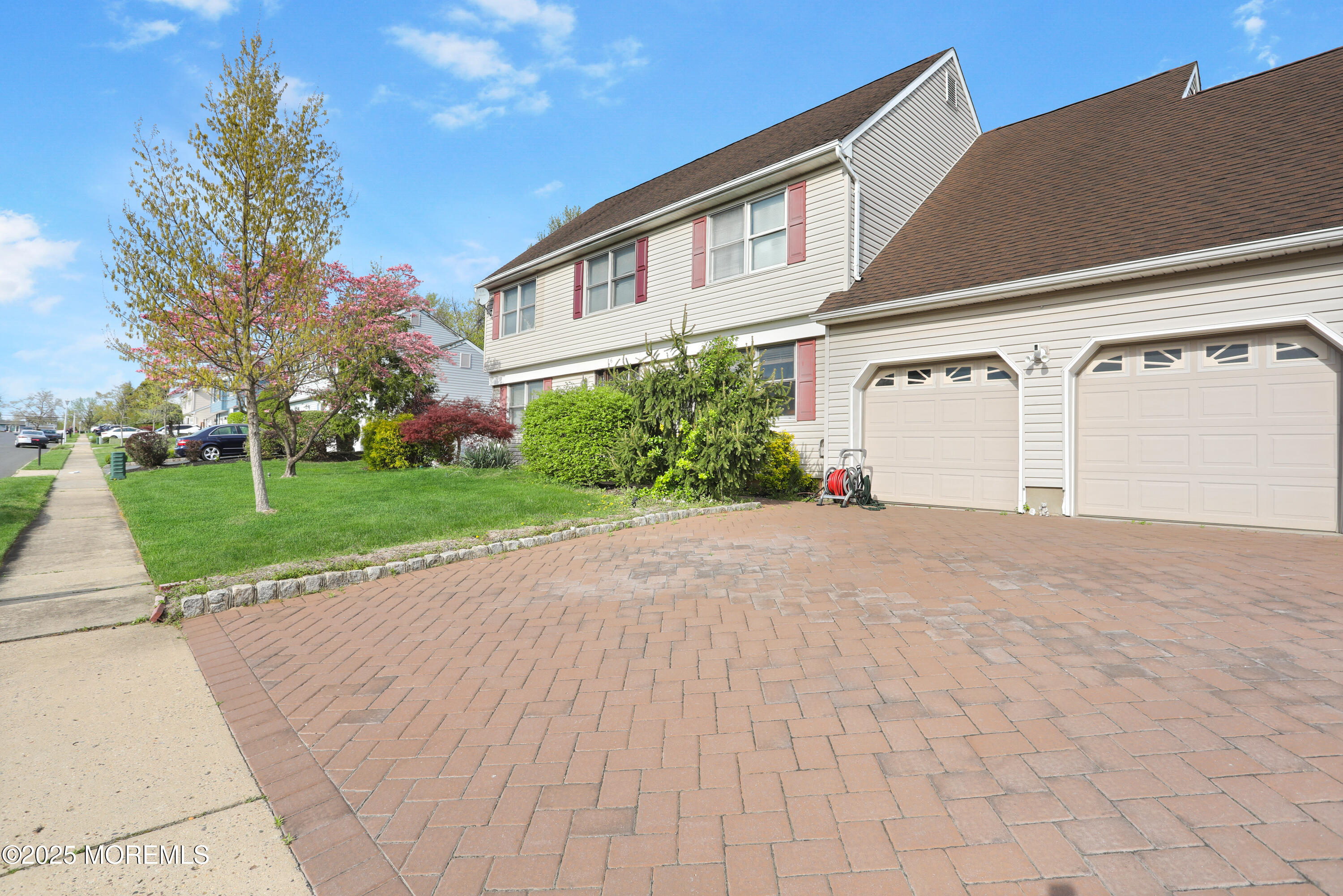 16 Meadow Lane, Old Bridge, New Jersey image 7