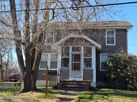 Homes For Sale - 166 Furman Boulevard<br/> Old Bridge, NJ 08857