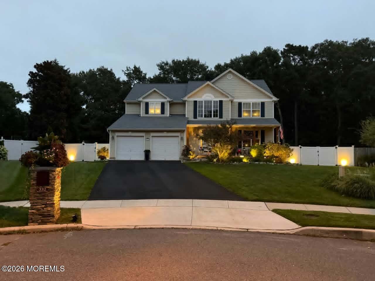 332 Bayberry
