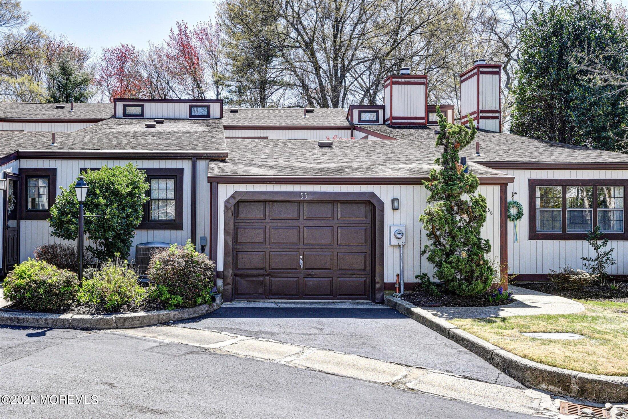 55 Cheshire Square, Little Silver, New Jersey image 5