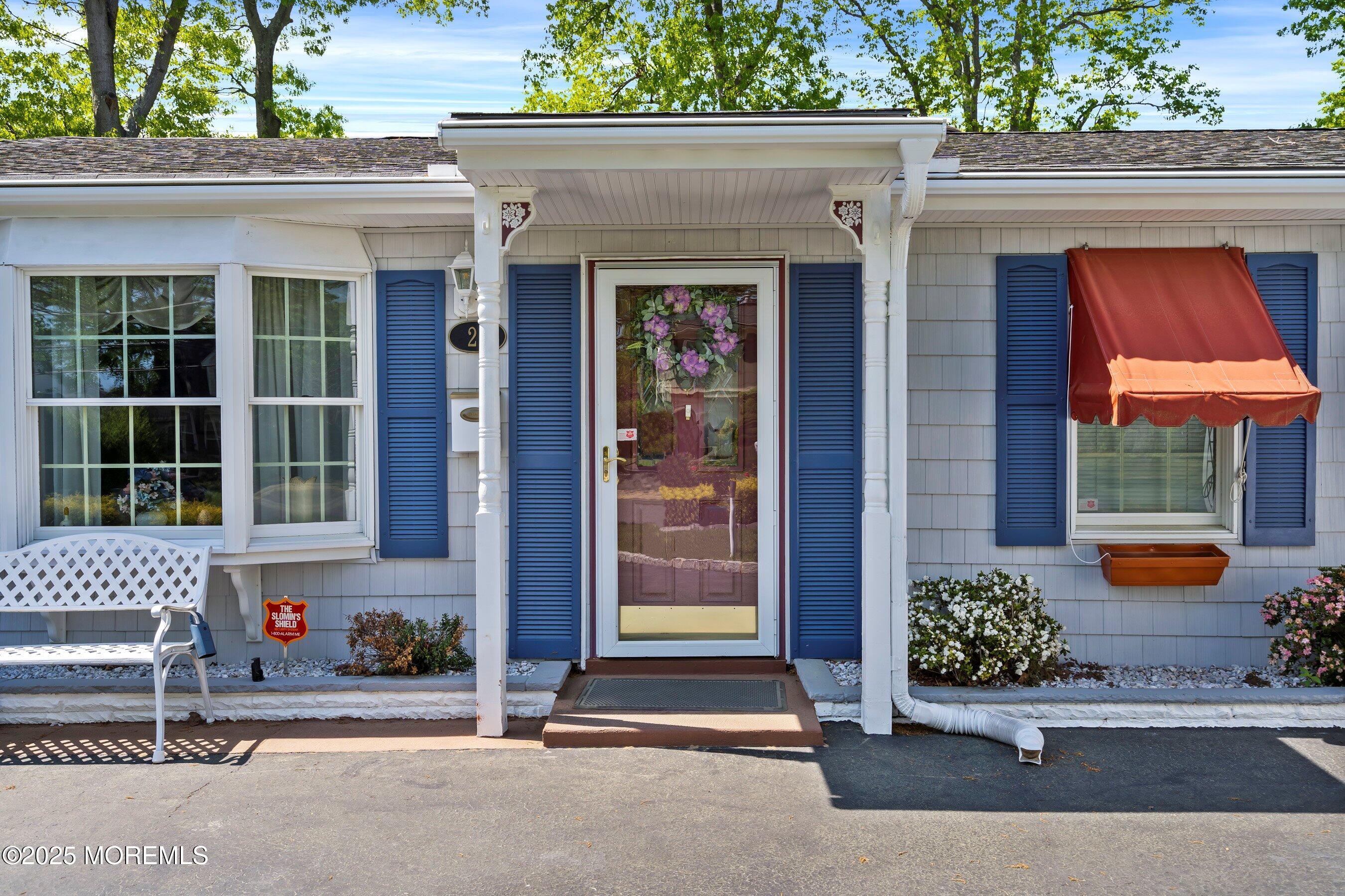 21 Downing Street, Toms River, New Jersey image 4
