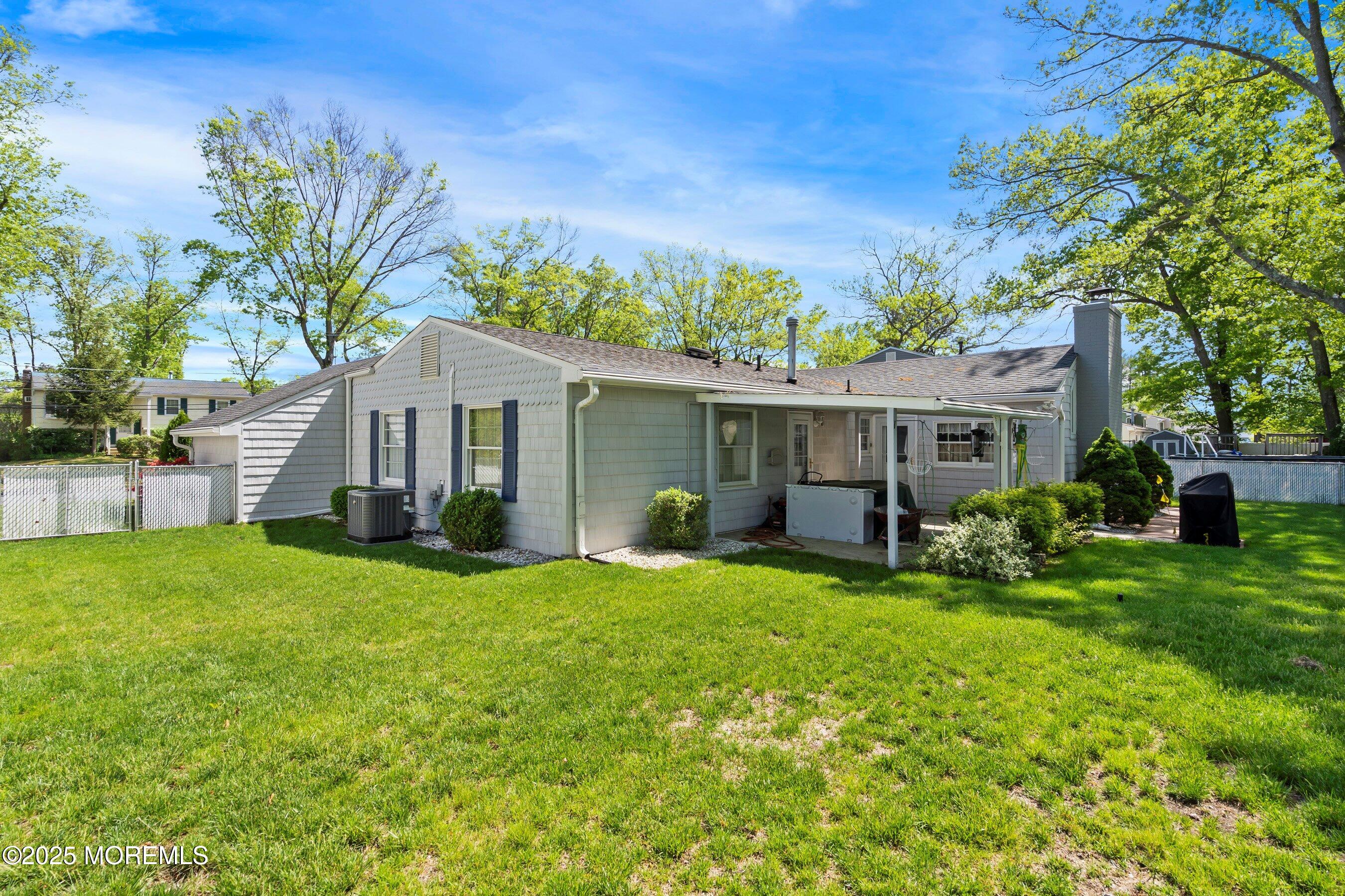 21 Downing Street, Toms River, New Jersey image 26
