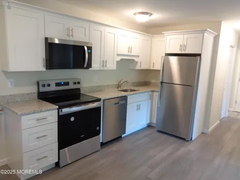 5 D Wintergreen Lane, Whiting, NJ 08759 - MLS#: 22516764