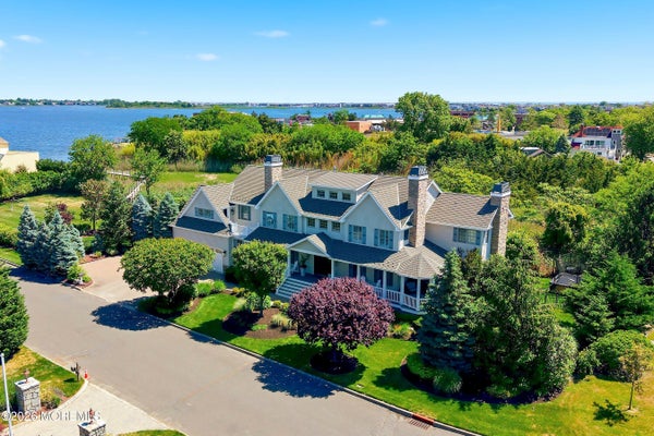 33 HIGHLAND AVE, MONMOUTH BEACH, NJ 07750 - Image 2db47336cf0ac99bd7cf9b8a54292a88/4164147100