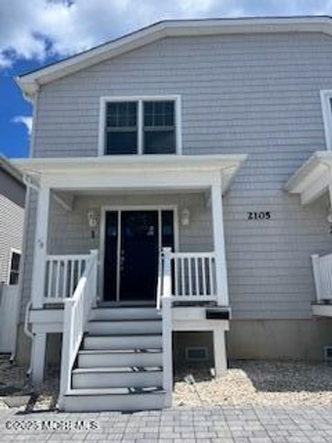 Townhouse For Rent - 2105 Grand Central Avenue #1<br/> Lavallette, NJ 08735