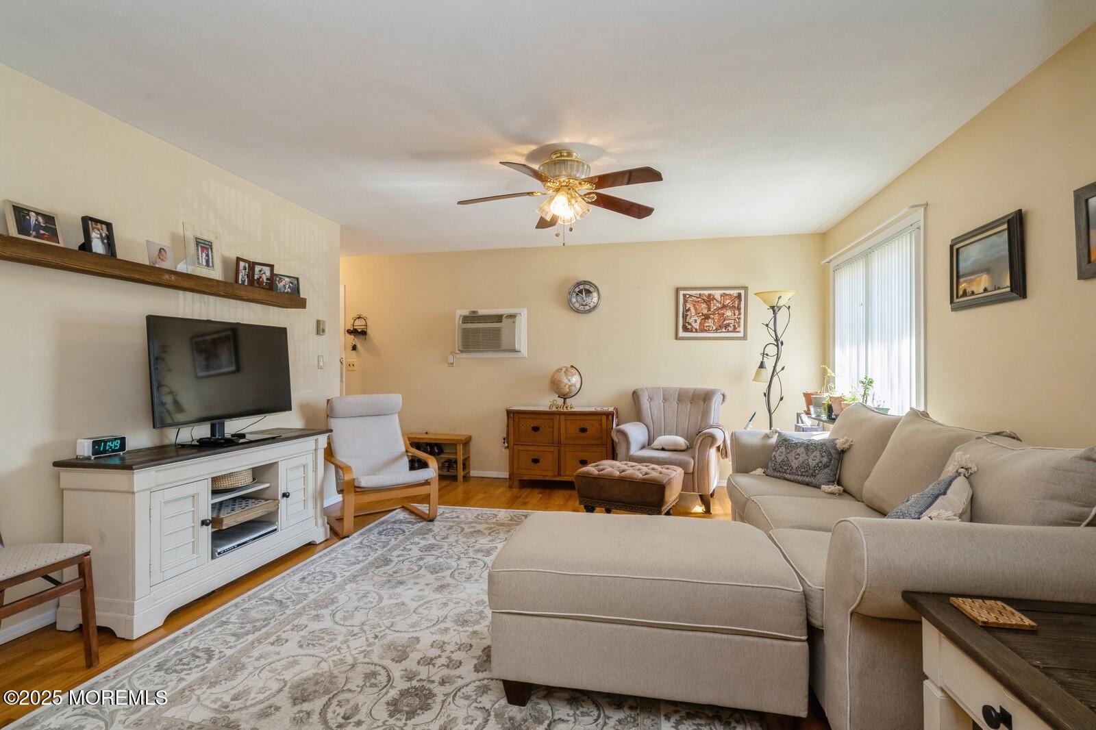 156 Cross Slope Court #F, Manalapan, New Jersey image 13