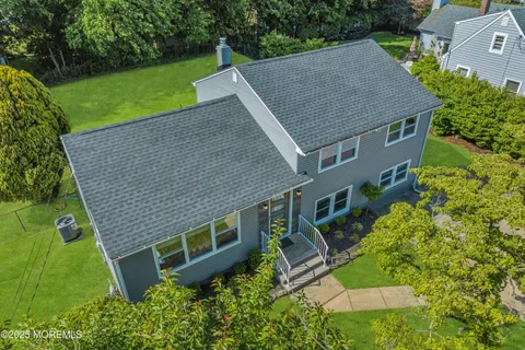 MLS: 22507925