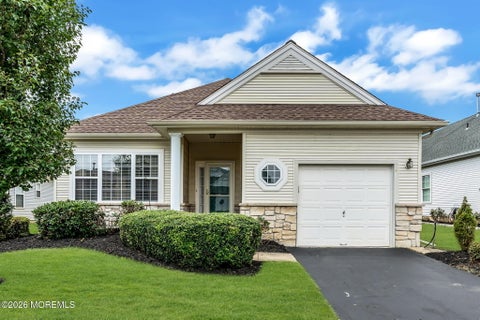 Photo of 4 Frances Court, Manchester, NJ 08759 (MLS # 22627303)