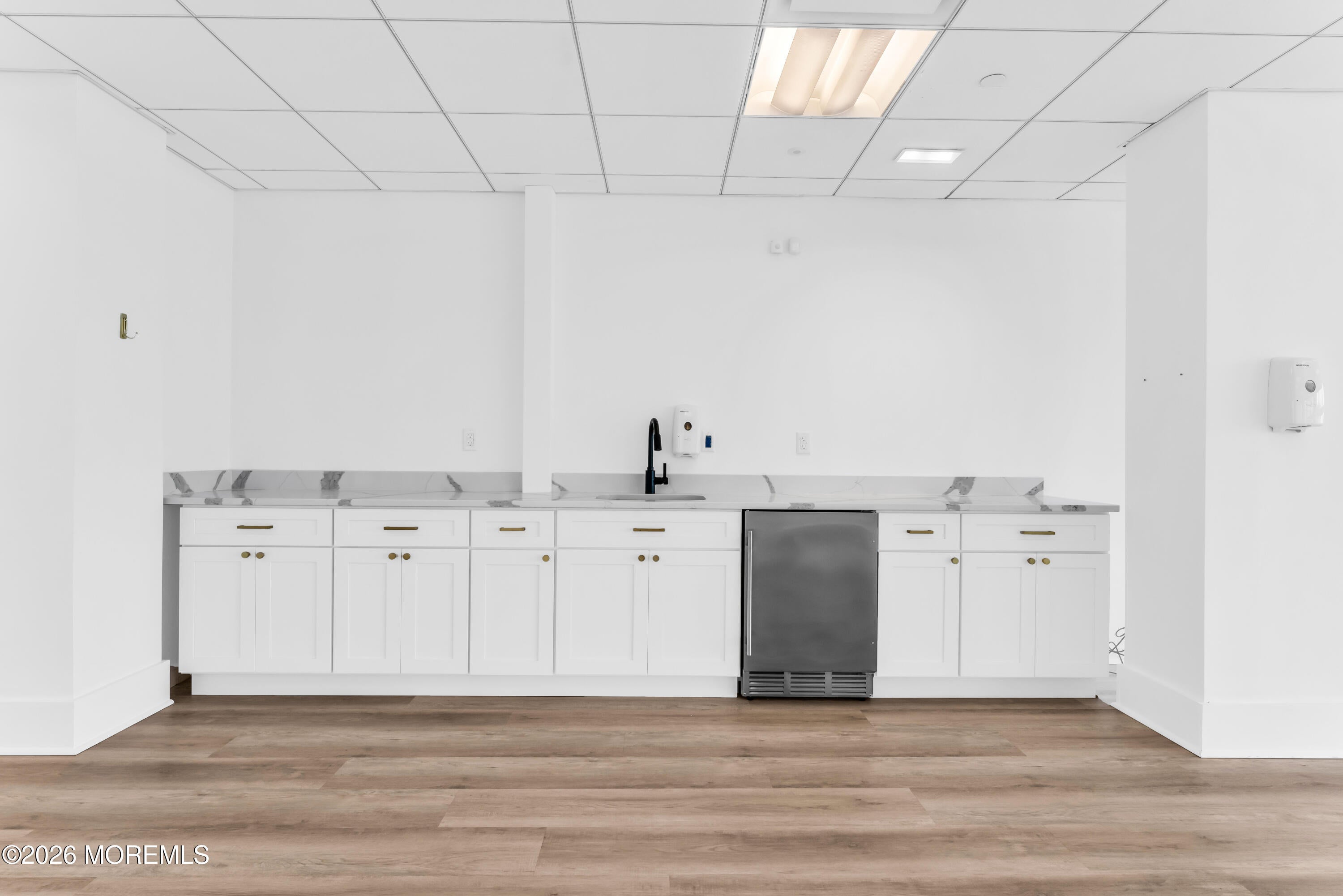 21 E Front Street 300
