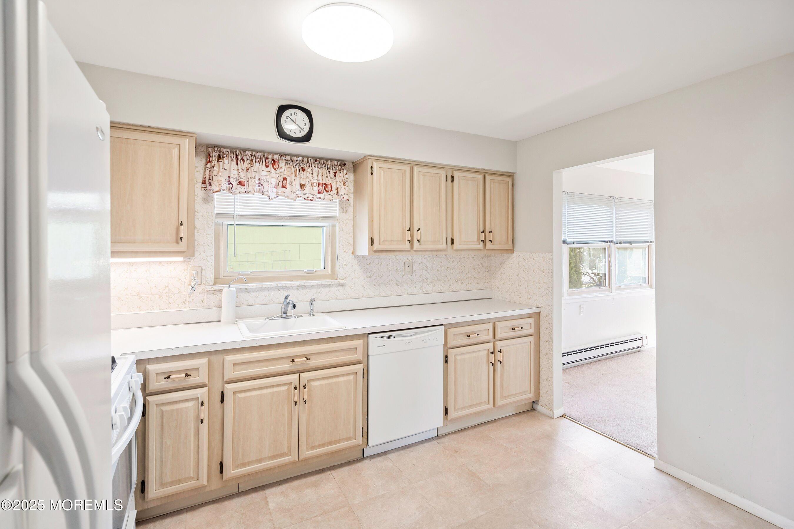 37 Central Boulevard, Brick, New Jersey image 10