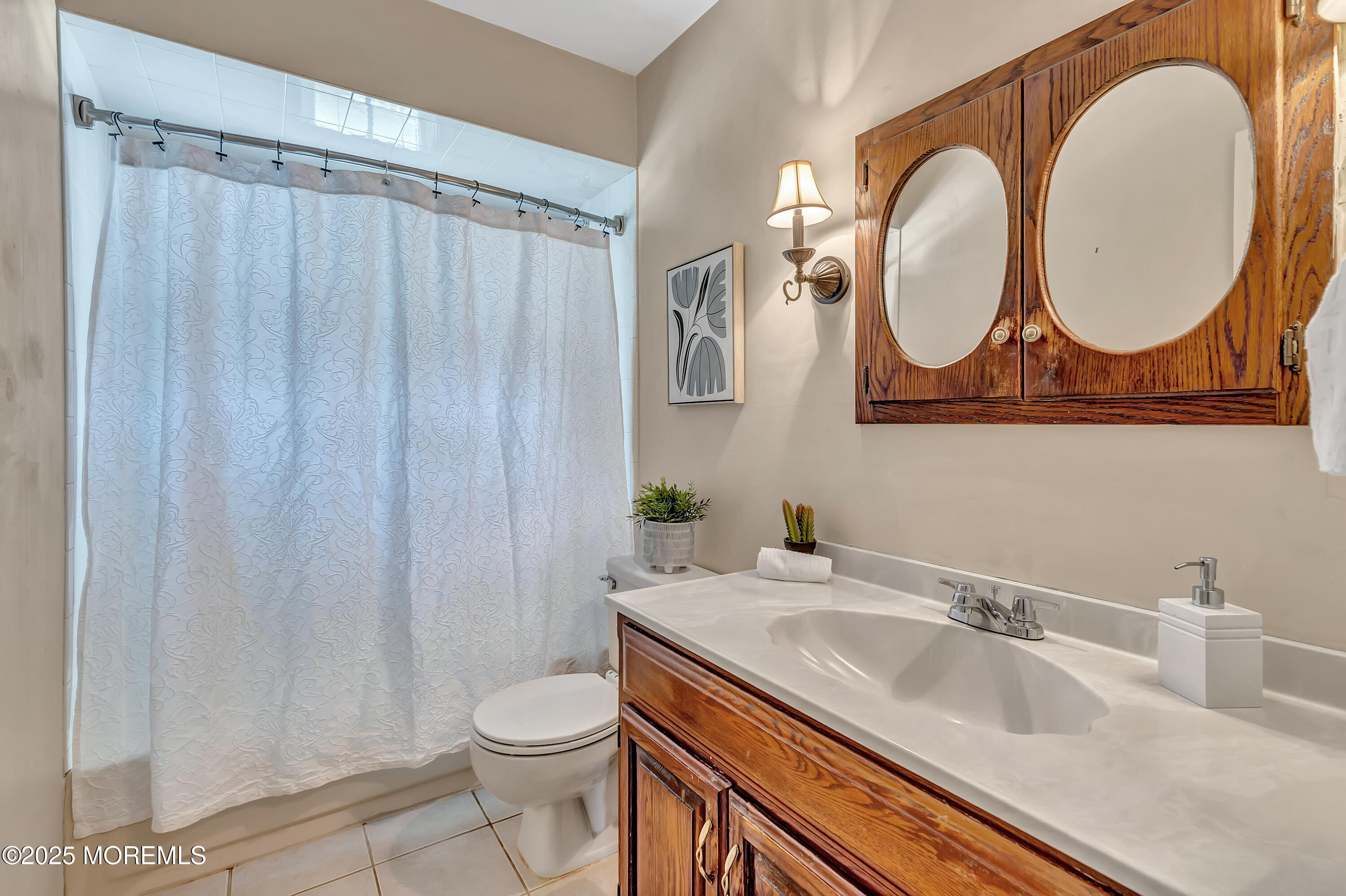 13 Winston Drive, Middletown, New Jersey image 21