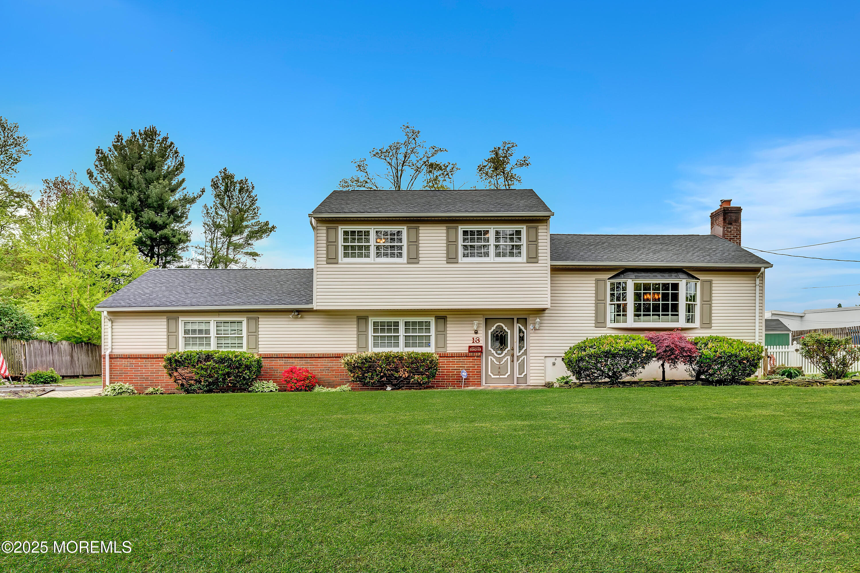 13 Winston Drive, Middletown, New Jersey image 1