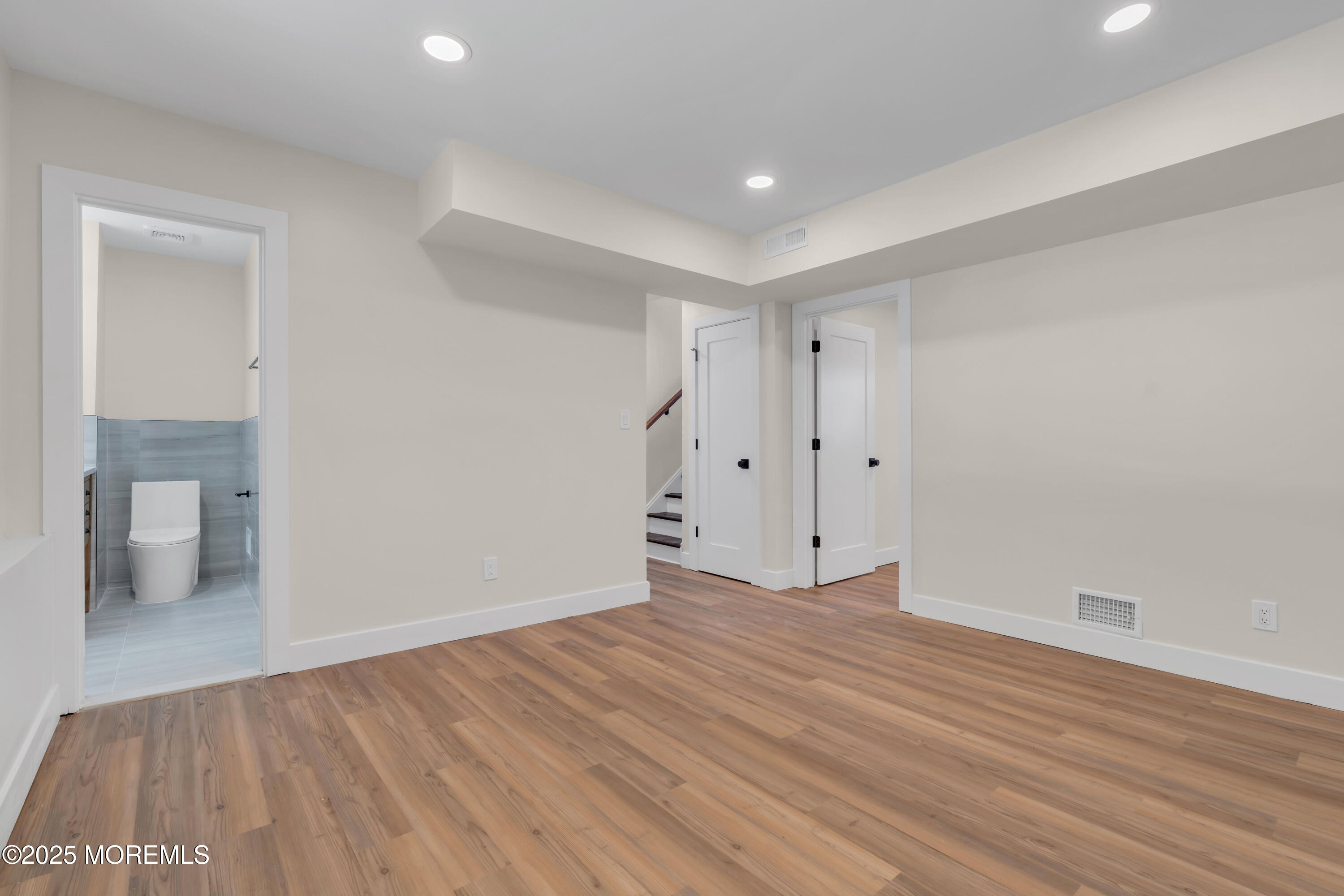 18 Velikan Place, Edison, New Jersey image 30