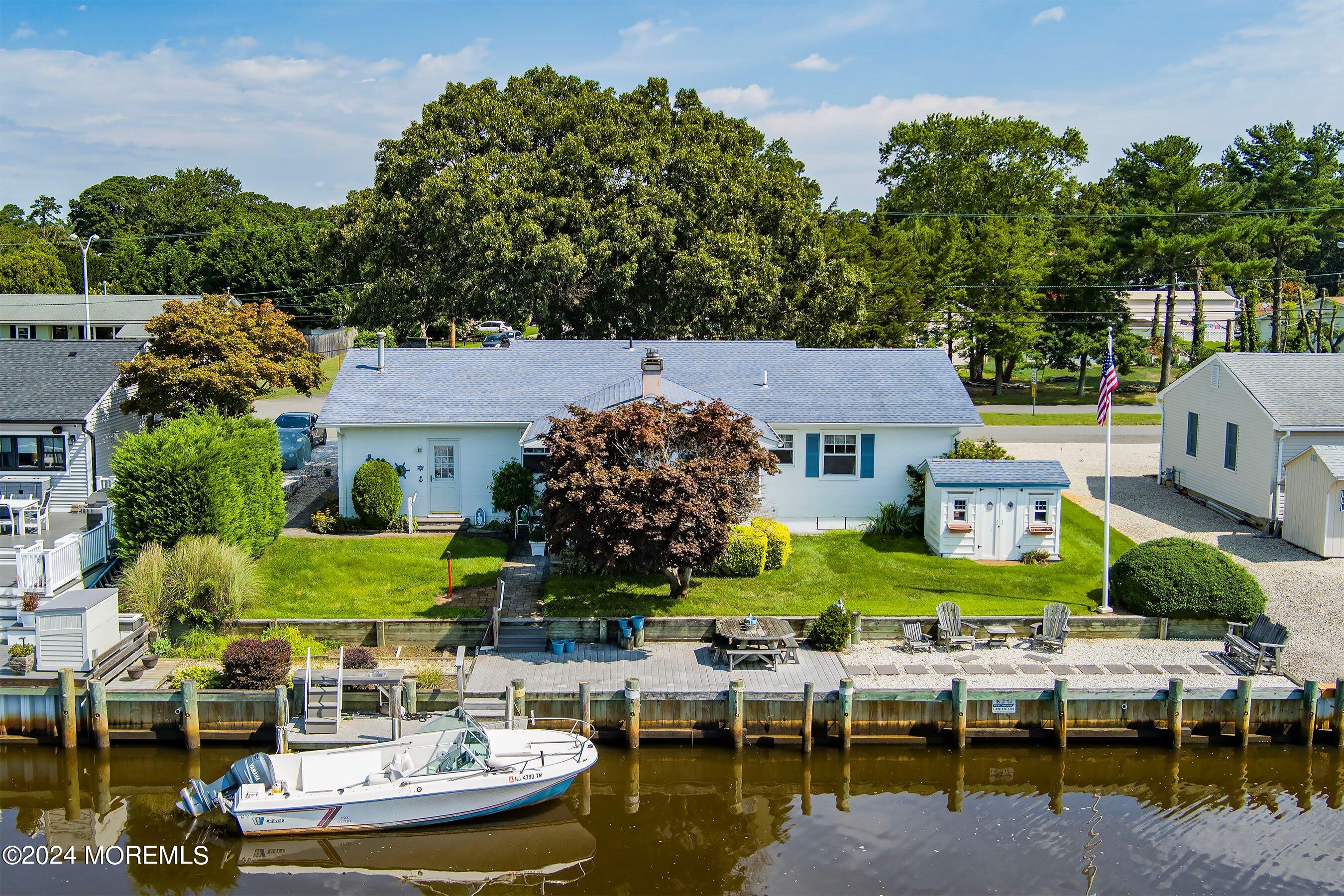 33 Parkers Point Boulevard, Forked River, New Jersey image 1