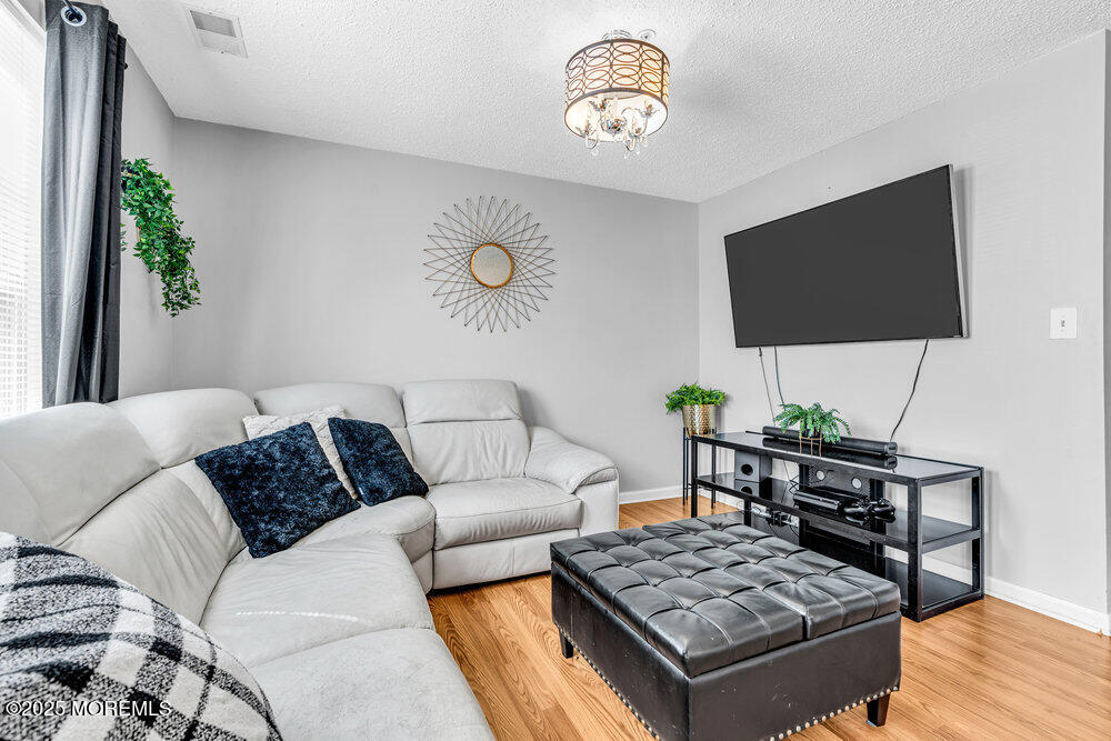 3303 Pepperbush Court, Toms River, New Jersey image 15