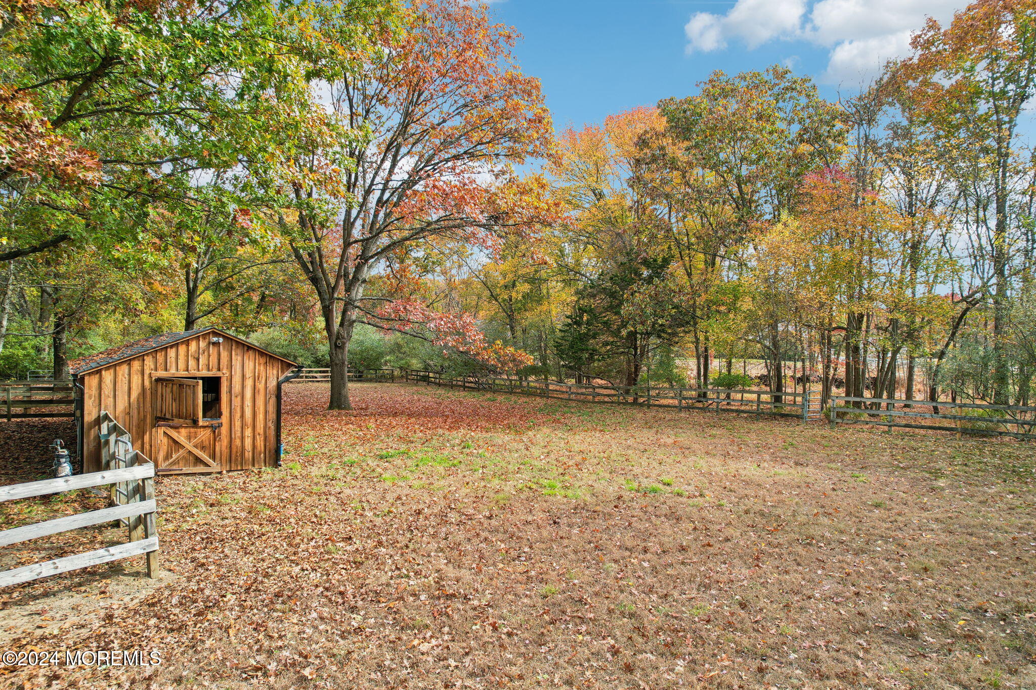 8 Olden Court, Colts Neck, New Jersey image 46