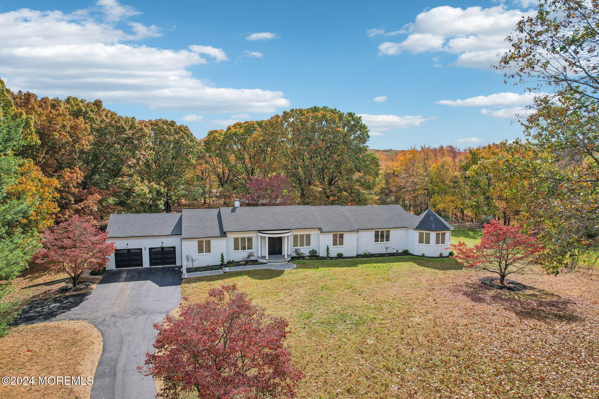 8 Olden Court, Colts Neck, New Jersey image 3