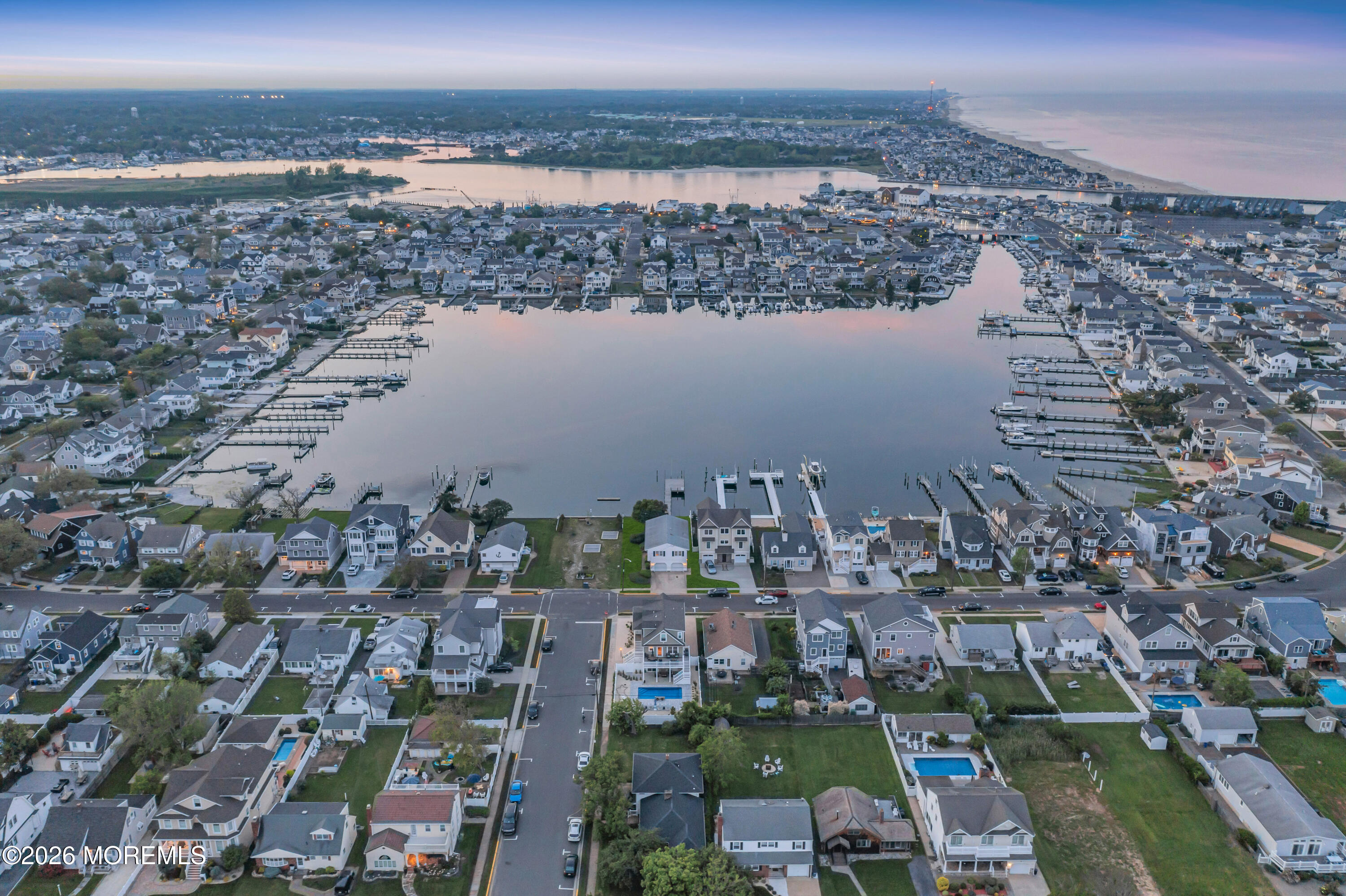 Point Pleasant Beach, New Jersey, 08742, United States, 5 Bedrooms Bedrooms, ,3 BathroomsBathrooms,Residential,Active,2018446