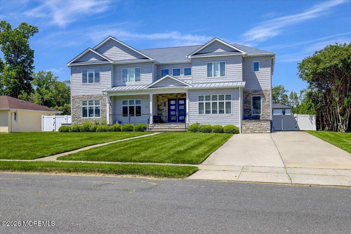 408 Crosby Avenue
