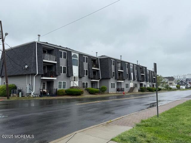 98 Beachway Avenue #9, Keansburg, New Jersey image 4