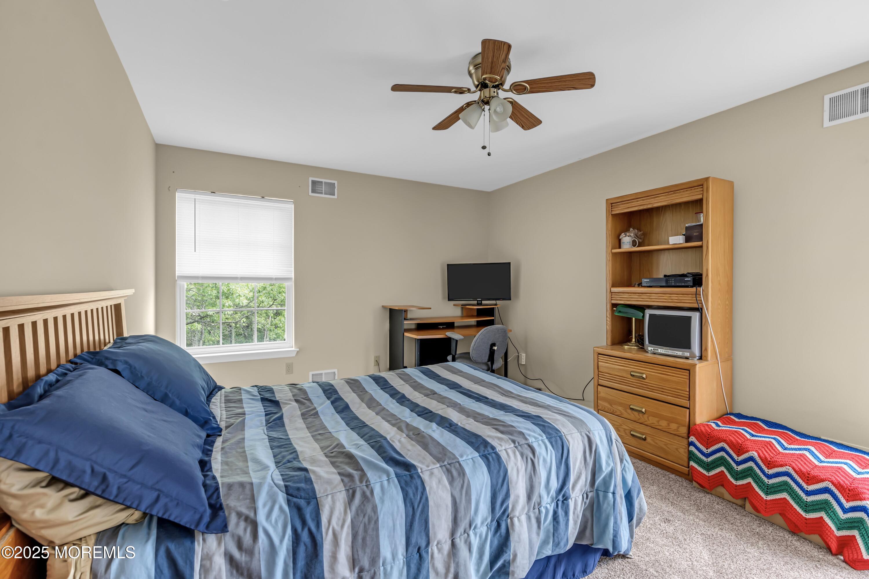 5 Thousand Oaks Terrace, Howell, New Jersey image 41