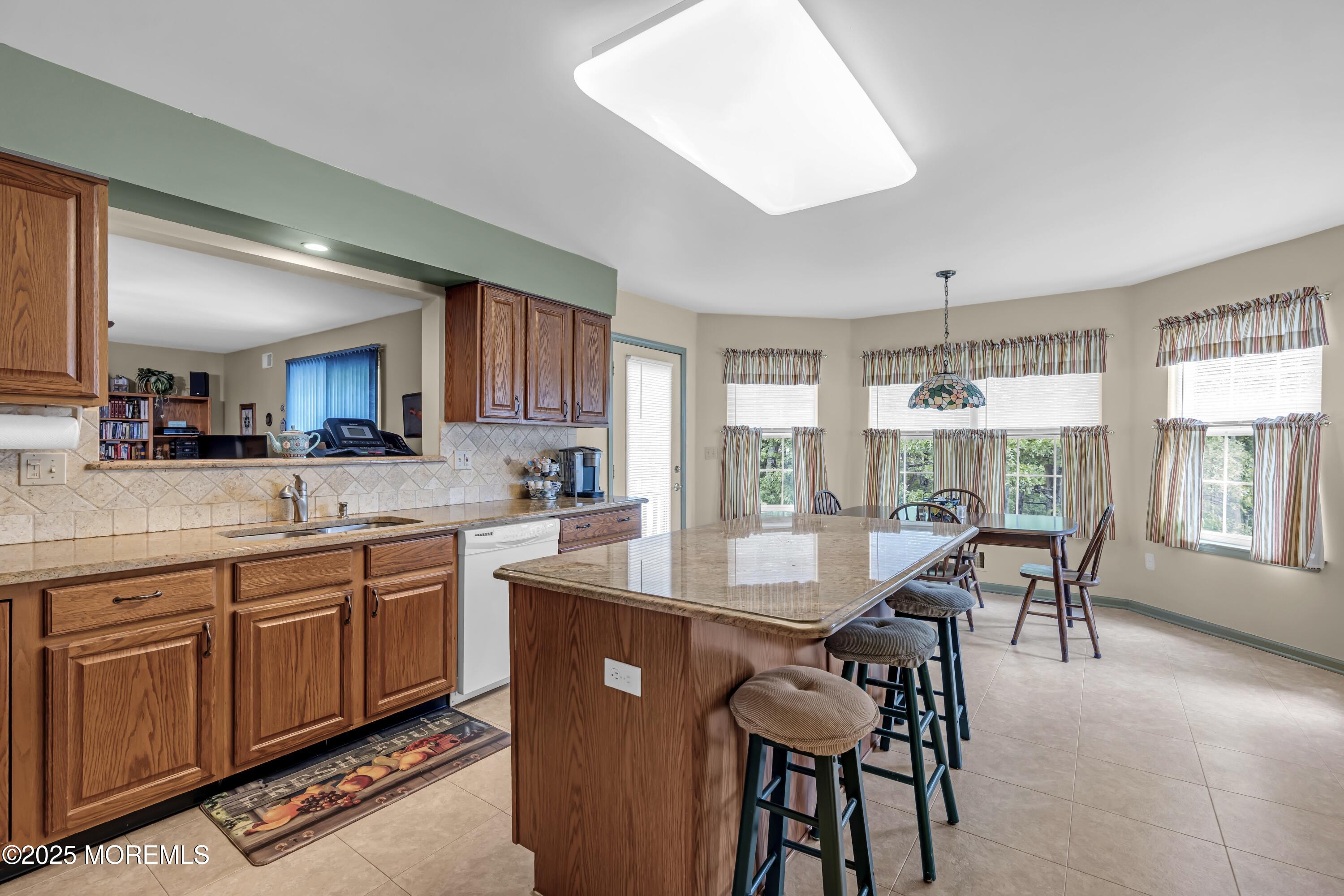 5 Thousand Oaks Terrace, Howell, New Jersey image 27