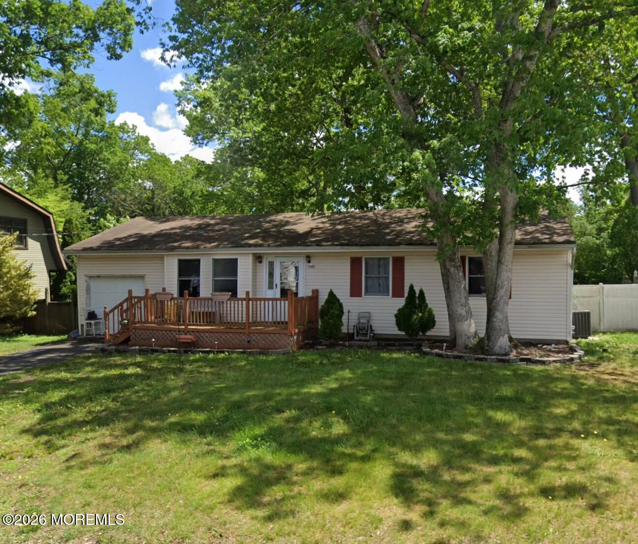2440 Woodland Road