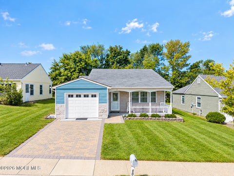 Homes For Sale - 10 Lambeth Lane<br/> Ocean County, Manchester, NJ 08759