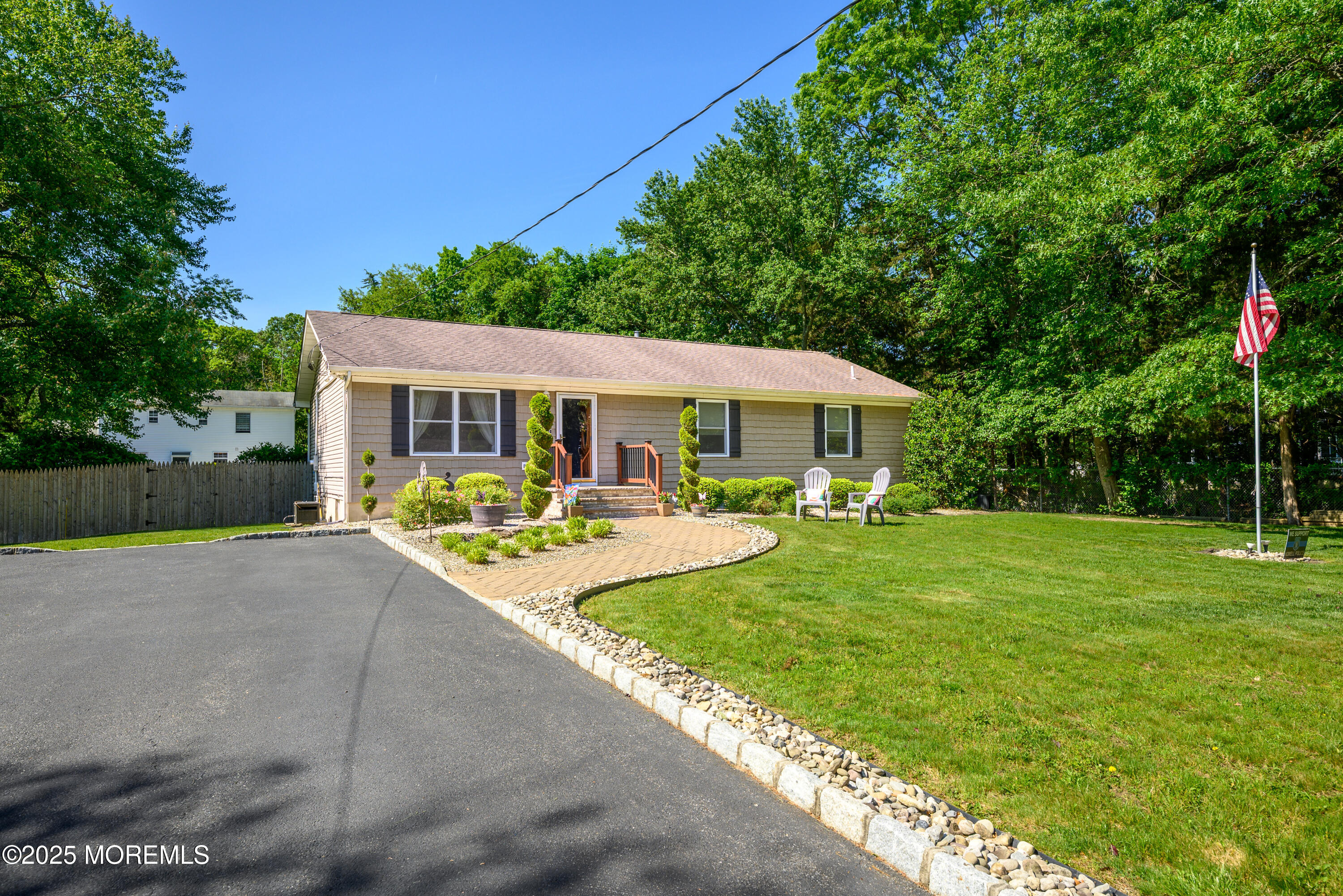 117 Waverly Place, Howell, New Jersey image 4