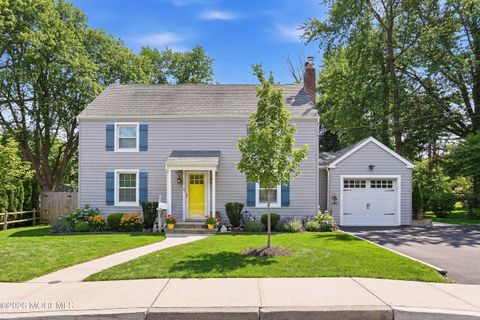 Photo of 78 Obre Place, Shrewsbury Boro, NJ 07702 (MLS # 22610262)