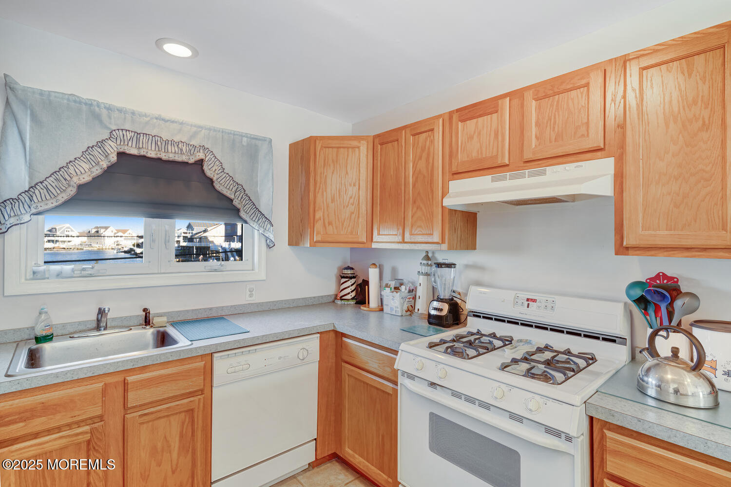 101 S Captains Drive #C, Little Egg Harbor, New Jersey image 14