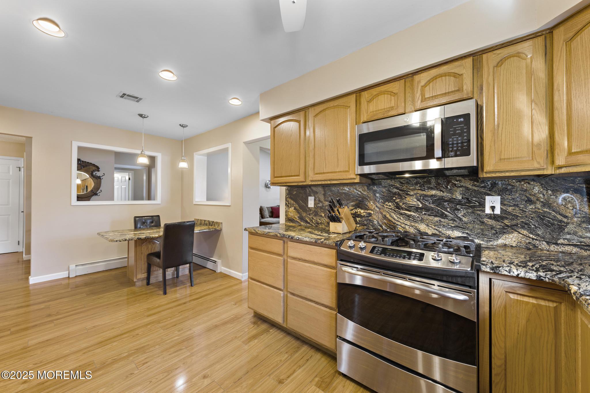 55 Lakeview Drive, Marlboro, New Jersey image 9