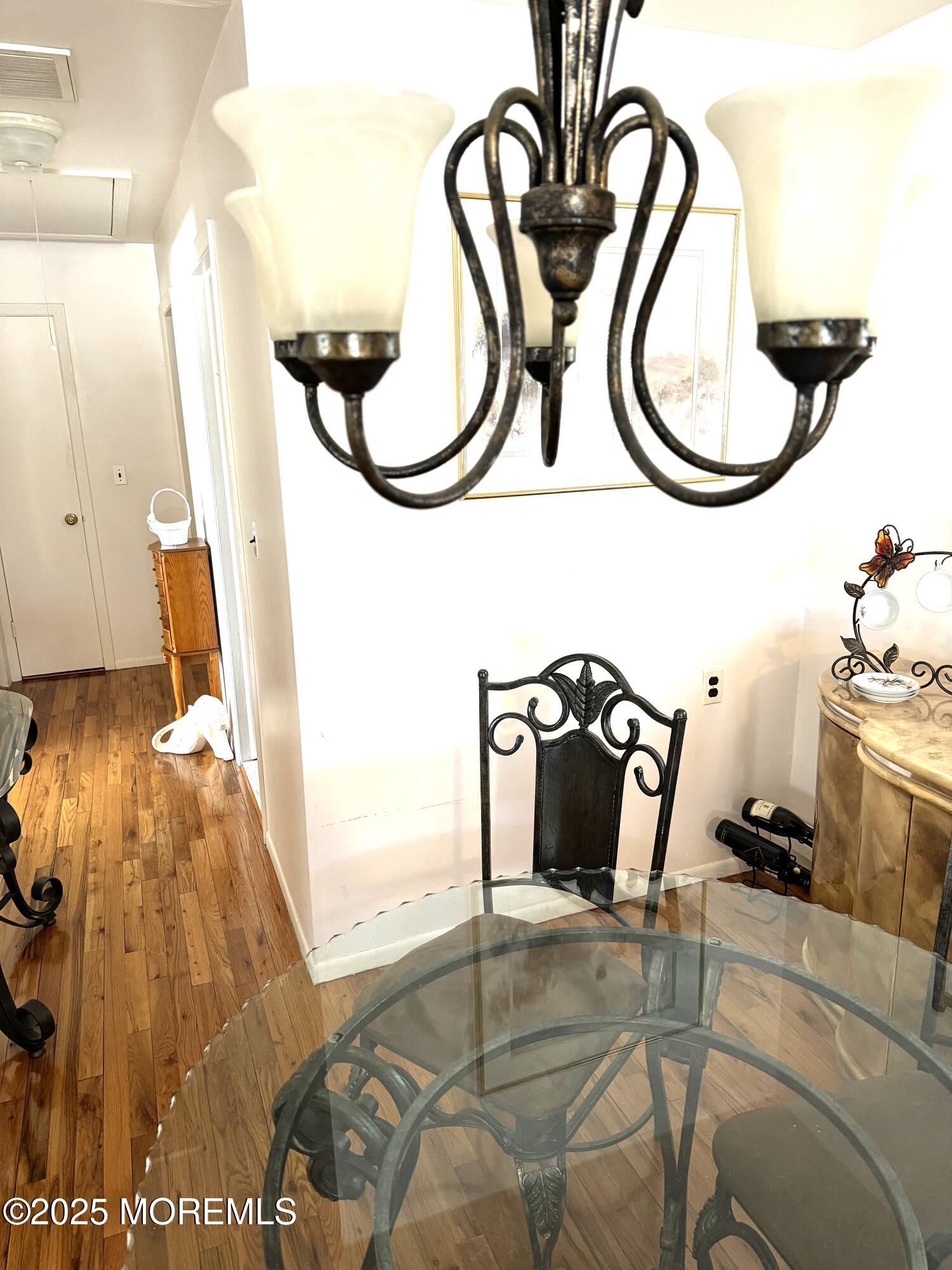 16 Palm Springs Court, Toms River, South Dakota image 5