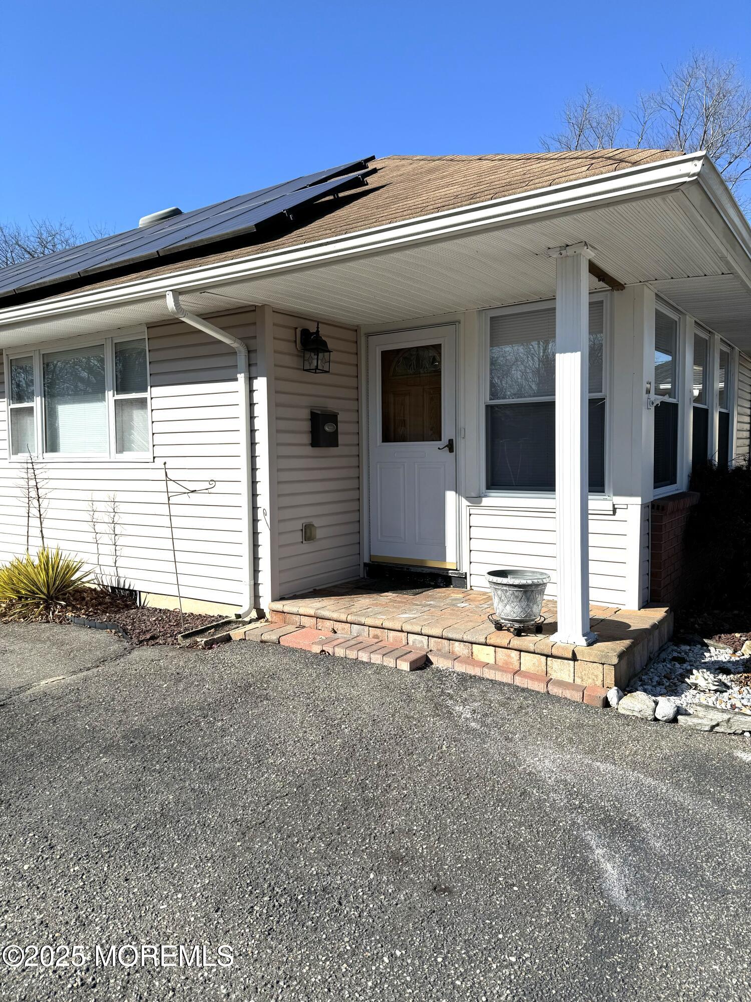 16 Palm Springs Court, Toms River, South Dakota image 2