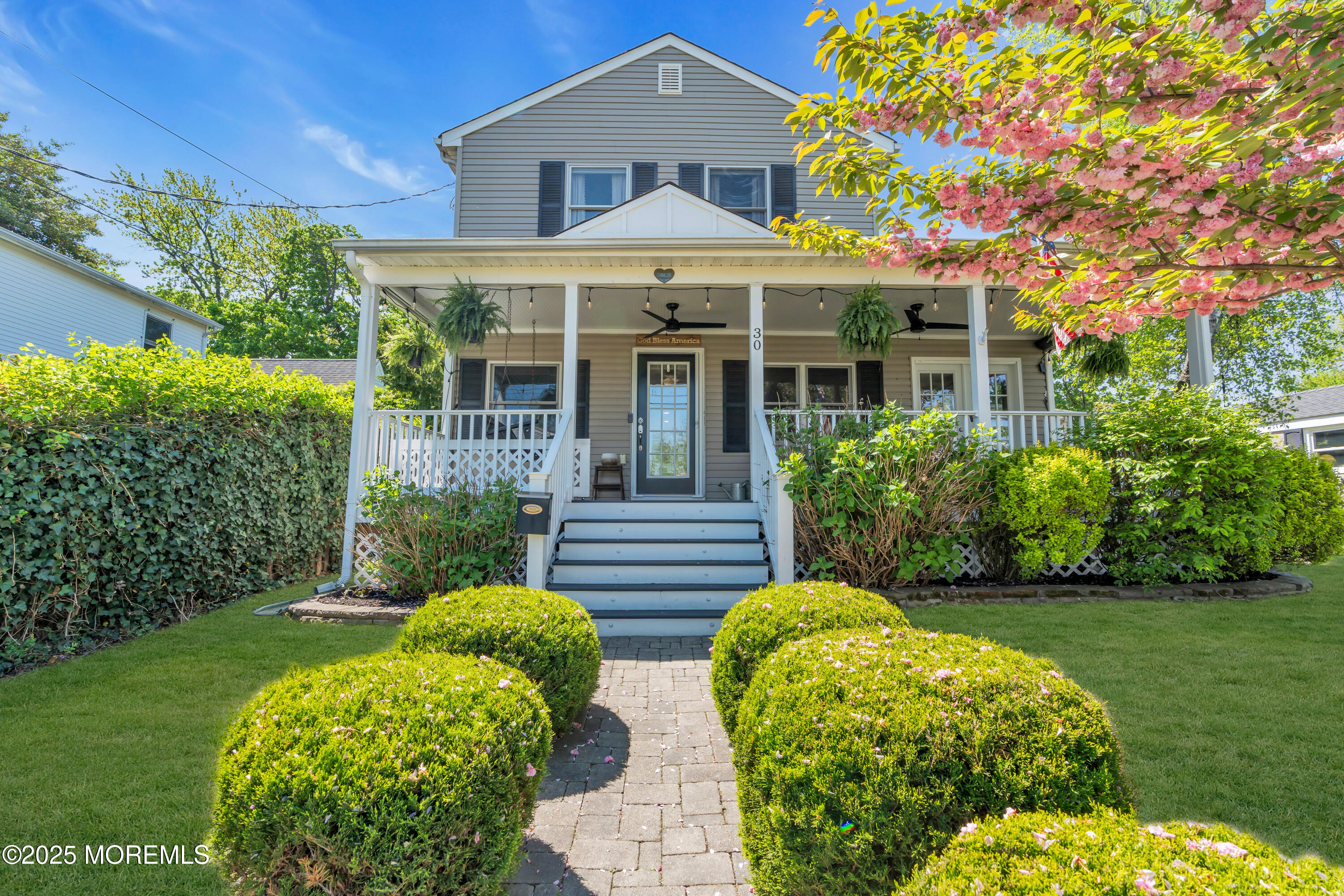 30 Florence Avenue, Leonardo, New Jersey image 1