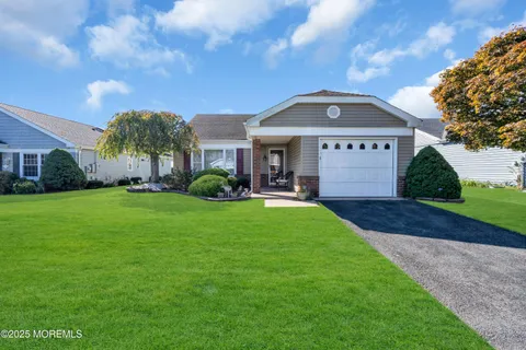 71 N Buckingham Drive, Manchester, NJ 08759 - #: 22532342