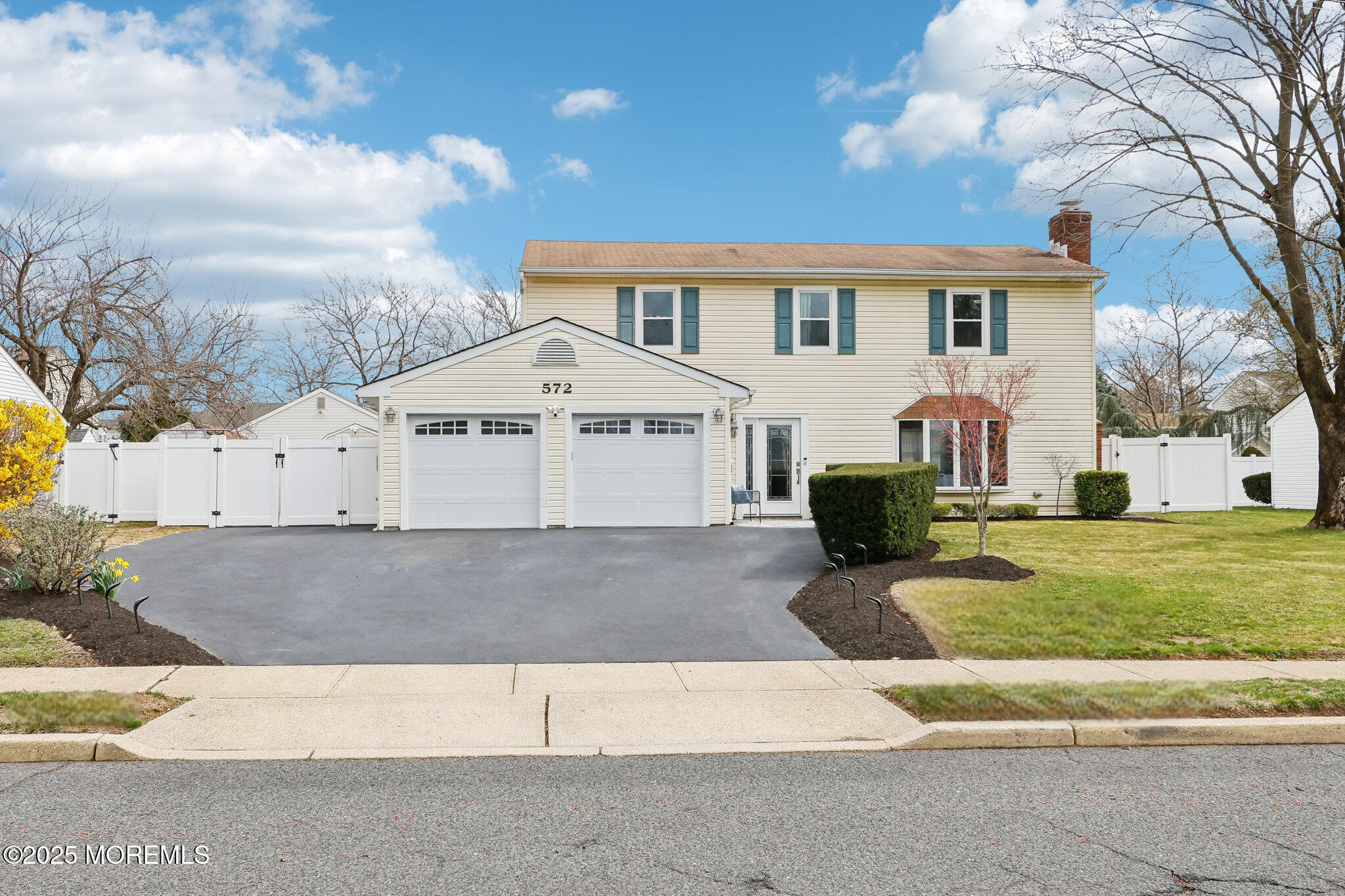 572 Line Road, Hazlet, New Jersey image 2