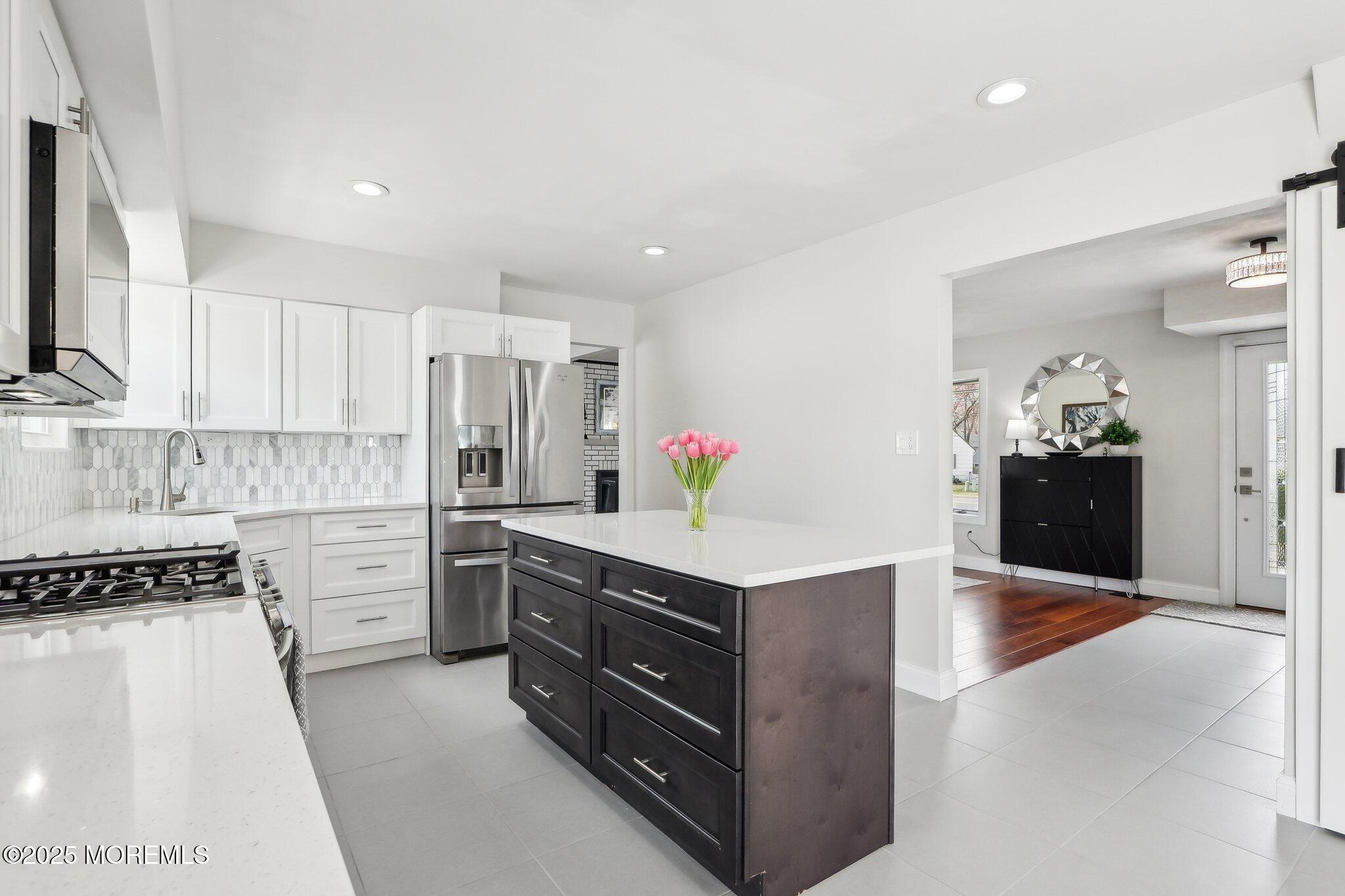 572 Line Road, Hazlet, New Jersey image 22