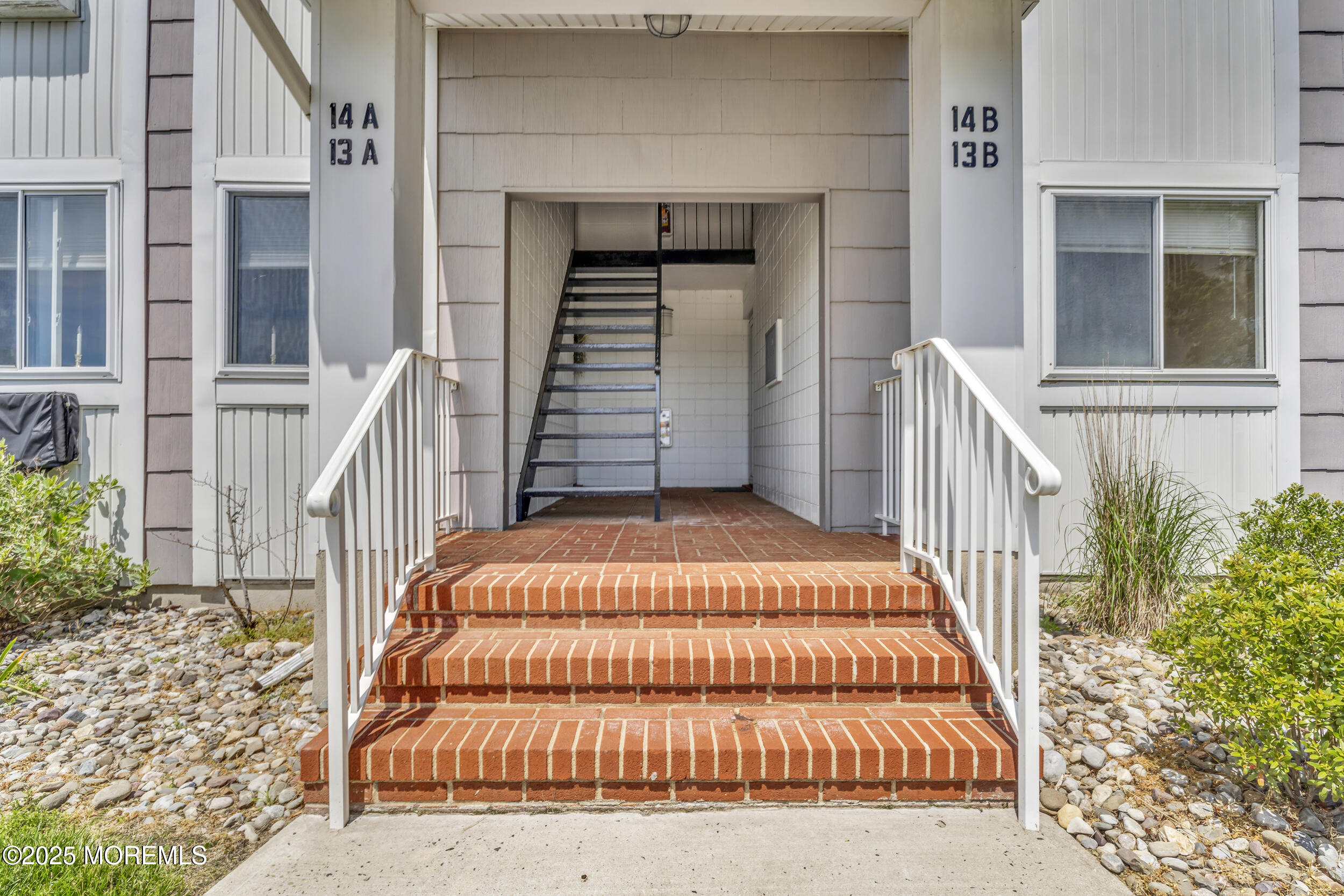 50 Valentine Street 14B