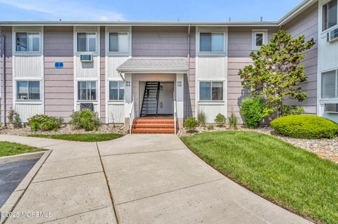 50 Valentine Street 14B Monmouth Beach NJ 07750