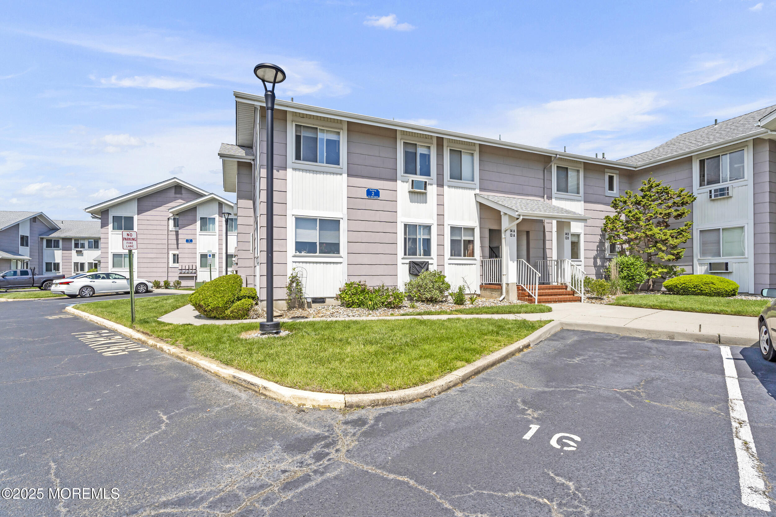 50 Valentine Street 14B