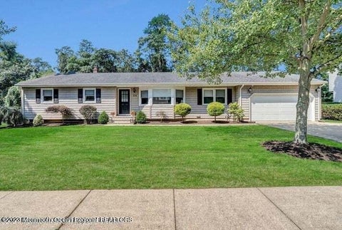Homes For Rent - 104 Orange Street<br/> Oakhurst, NJ 07755